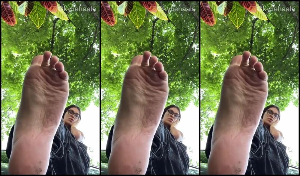 Kyliehaale Onlyfans Stomp U Over And Over Like The Little Bug U Are Now Clean Up This Mess Dm For Custom Or Video Calp