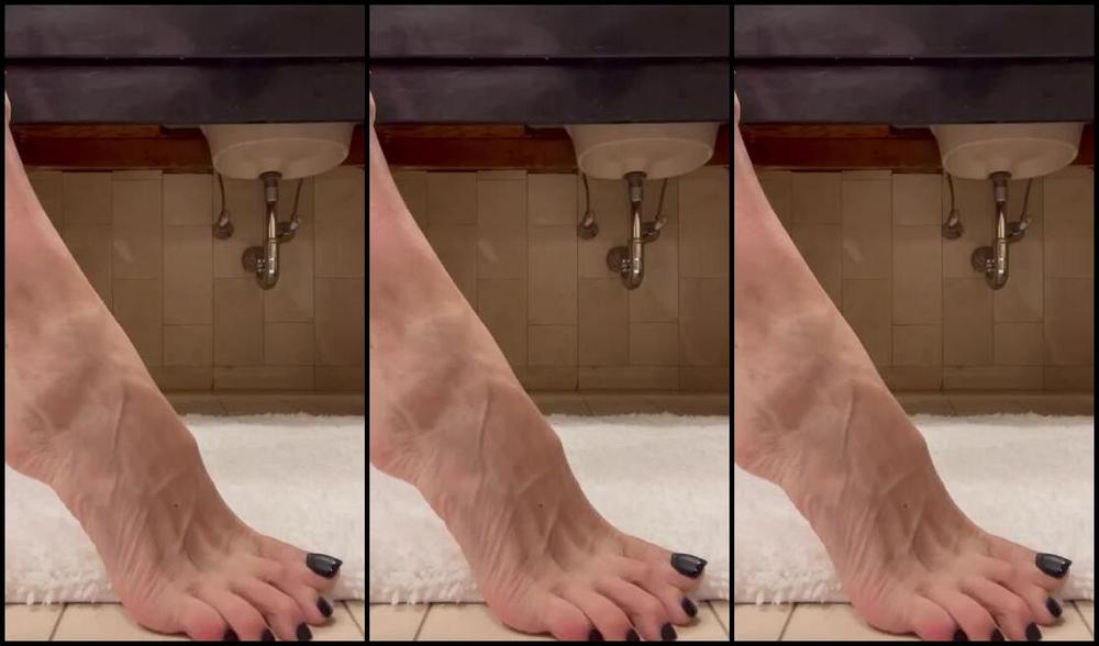 Bornroyal Feet Onlyfans Veins Tendons Long Toes And High Arches