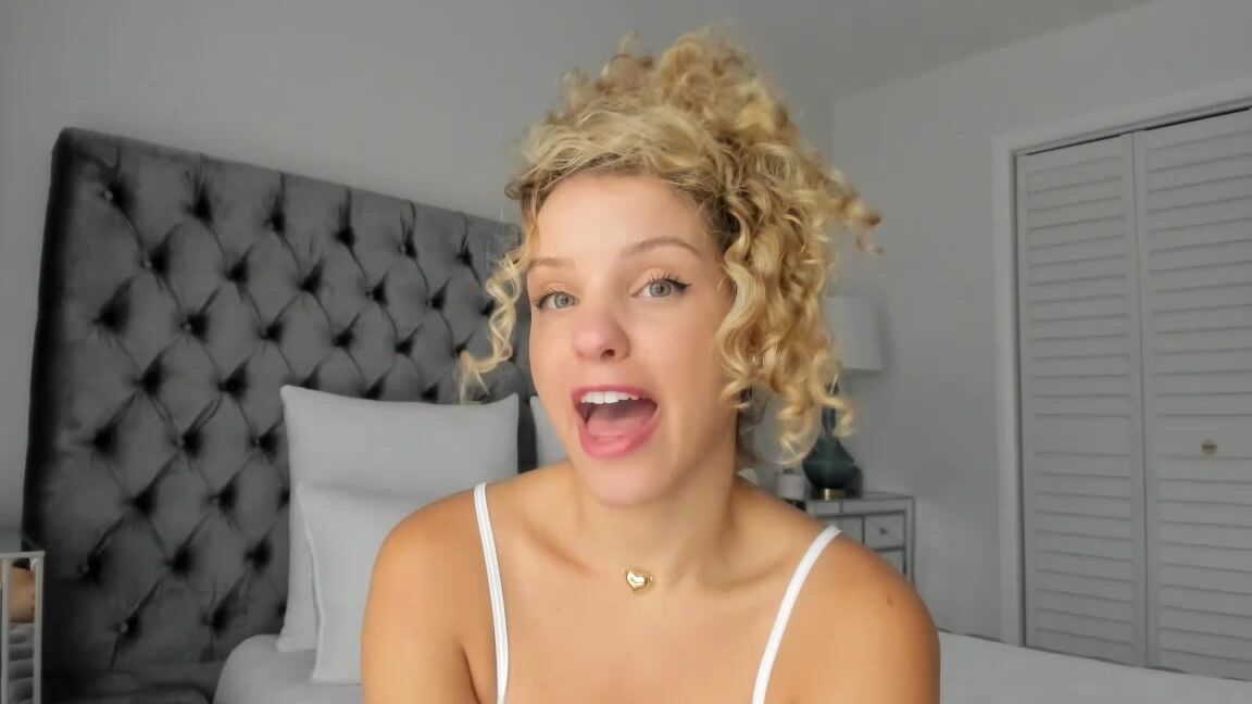 "Coconutsex" ass, blonde, masturbation, orgasms, sensual Blonde s Solo Session A Dance of Desire and Delight manyvids