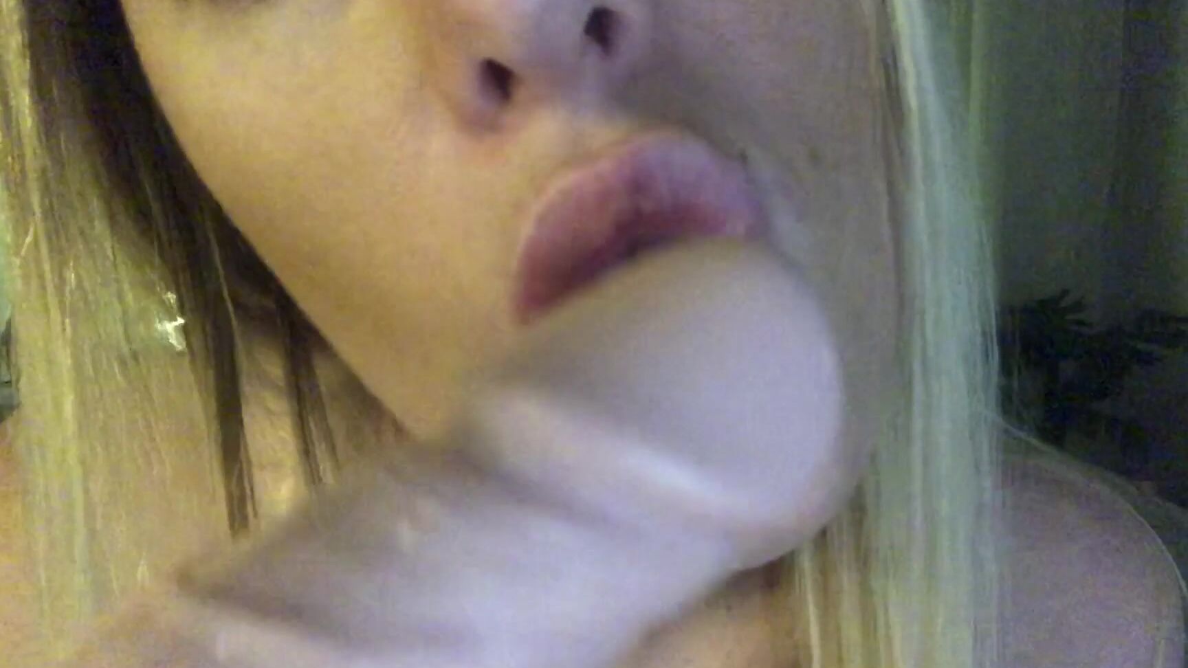 Misscassi Licking Sounds