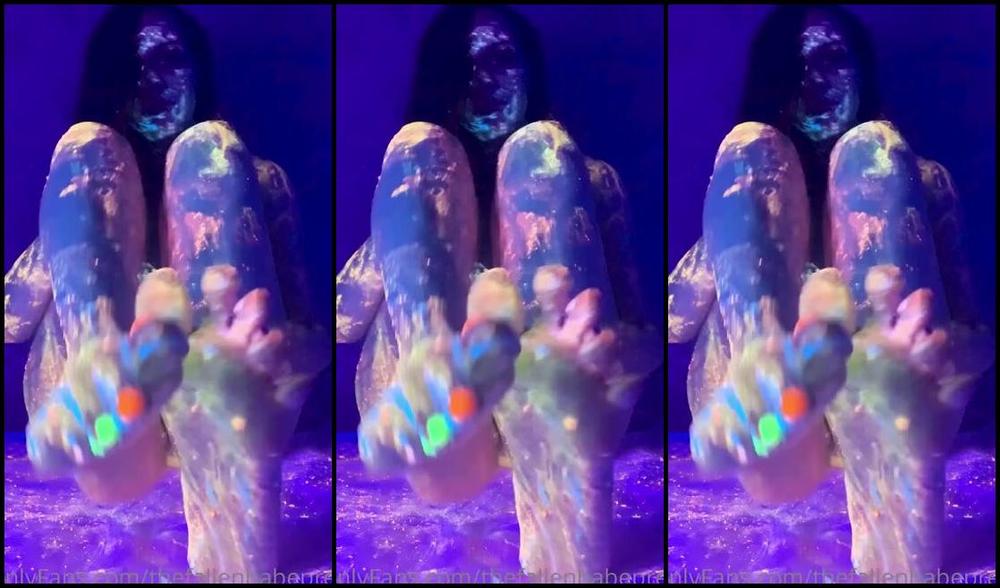 Thefallenbabepremium Onlyfans A Hot Video For My Best Foot Boys You Know I Love How Weird I Am Are You Just As Weird As Me Andp