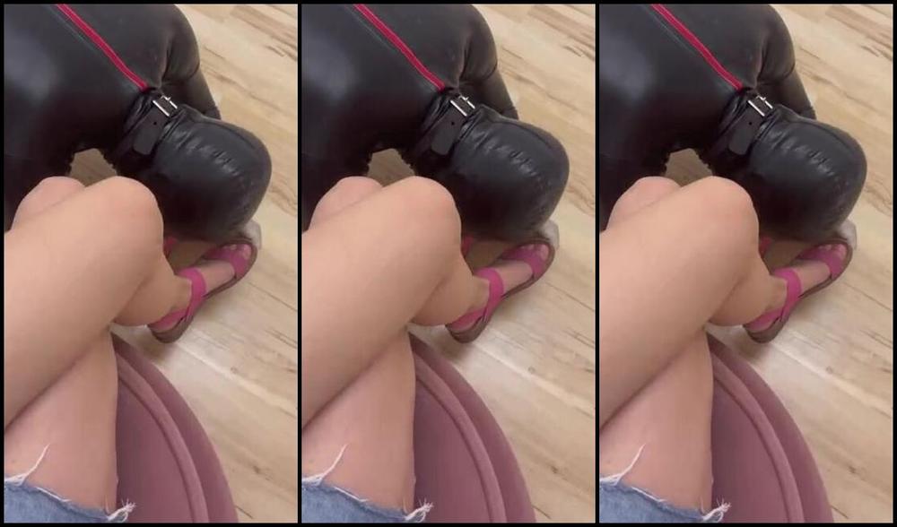 Red Queen Nicknamed Red Queen 94 Femdom 06 29 2024 Onlyfans Video My Rubber Toy Changes Its Cage From Plastic To Metal One After Flying Good Chance To