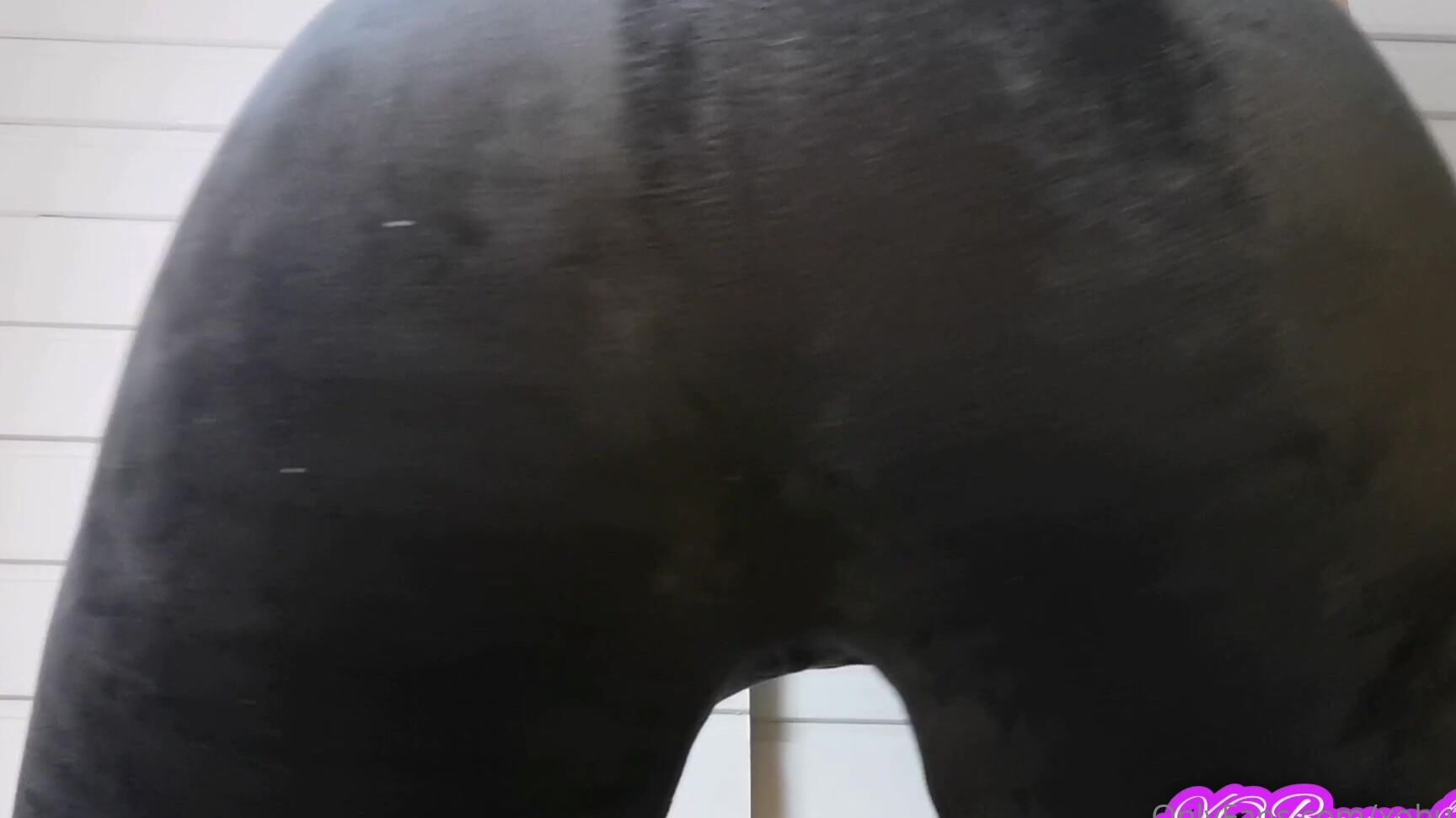 Xobunny Is Black Velour Good For Farts