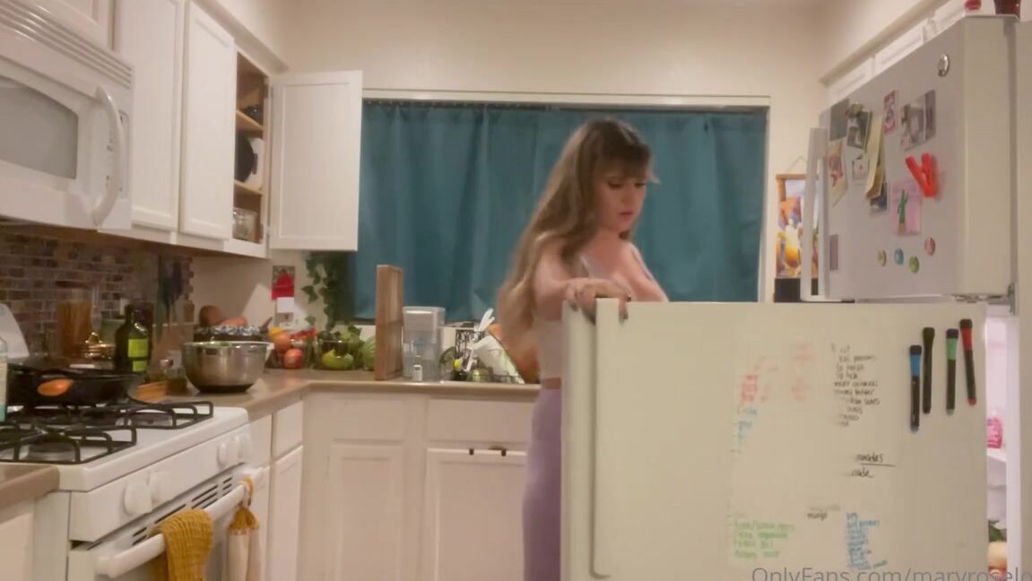 Mary Rose Love Nicknamed Maryroselove69 Onlyfans Make Dinner W Me