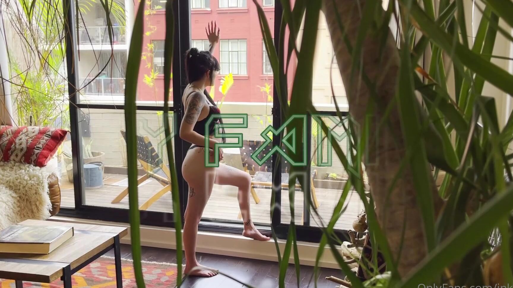 inkxbby-26-12-2020-1520052158-who-wants-to-watch-me-fuck-myself-while-i-m-thinking-about-you