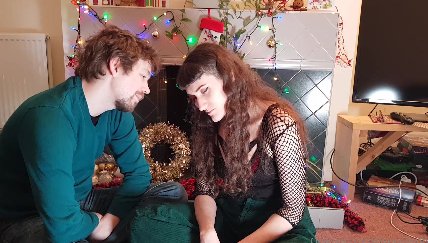 Hypnohedonista It S Christmas Eve Is Everyone Getting Into The Holiday Spirit Feeling Merry Good And