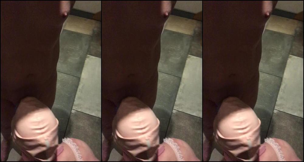 Goddess Gynarchy De To Suck Swallow