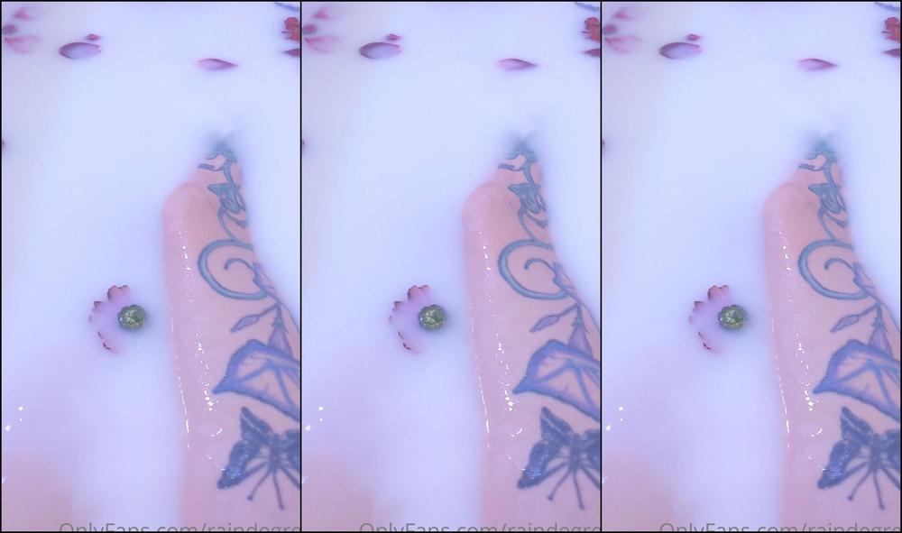 Raindegrey 628856556 08 01 2020 Milk Bath Masturbation