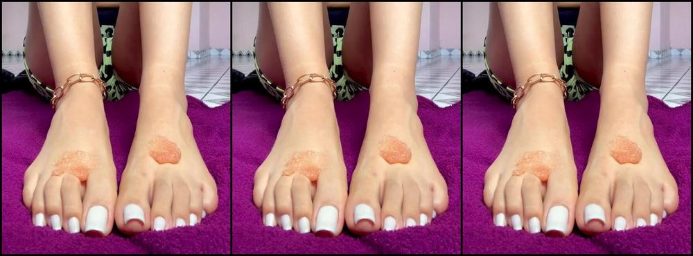 Feetsorare Nicknamed Soraretoes Onlyfans Spa 1