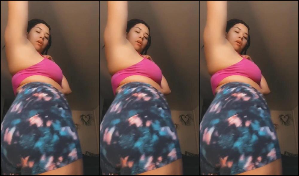 Fayeforbes Cute Striptease