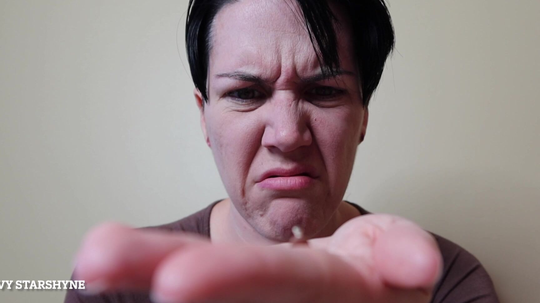 Ivystarshyne Reward For Seized Giantess