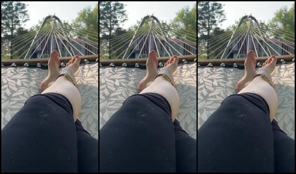 Missarcanaplus Nicknamed Missarcanaplus Onlyfans This Is Still At Dollys House But This One Is Just Me Swinging On Her Hammock Again Stripped Audi