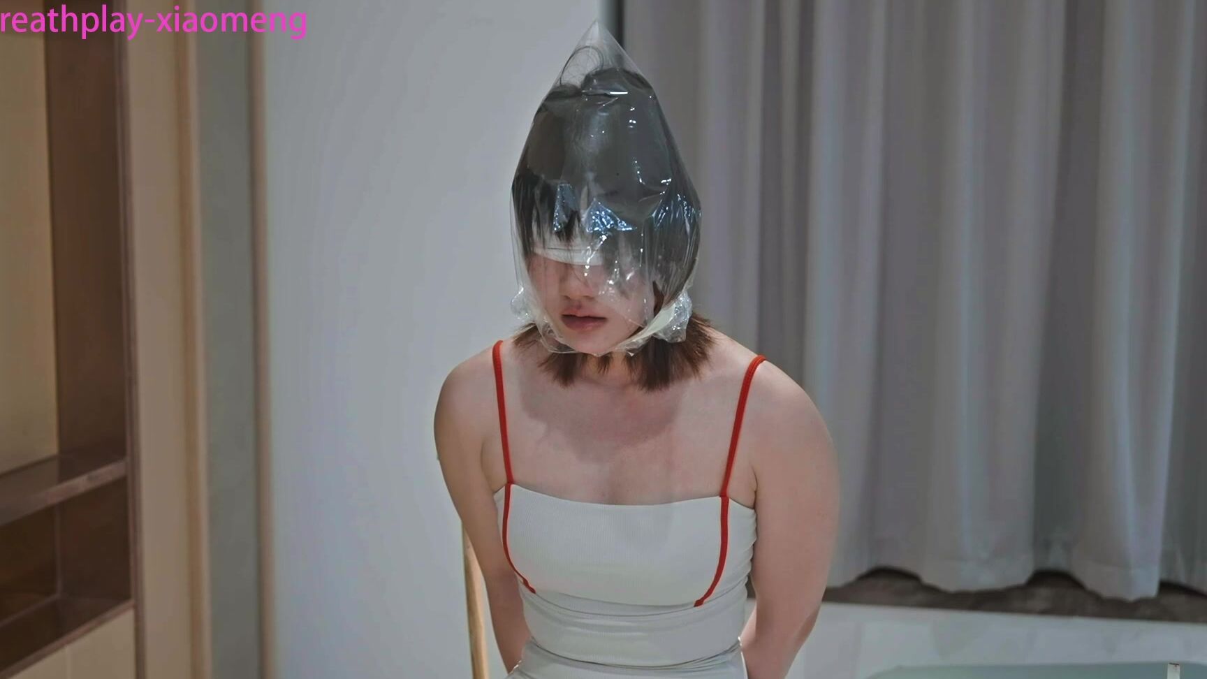 2023 10 05 Xiaoyu Handcuff Escape Challenge Bo