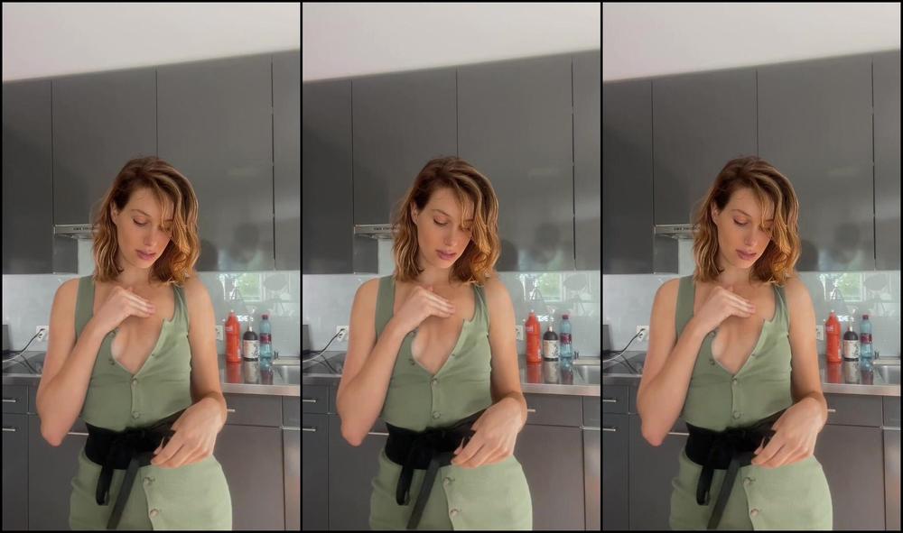 Flyingnoelle 3331078128 05 23 2024 Do You Like The Color Babe I Picked It Just For You