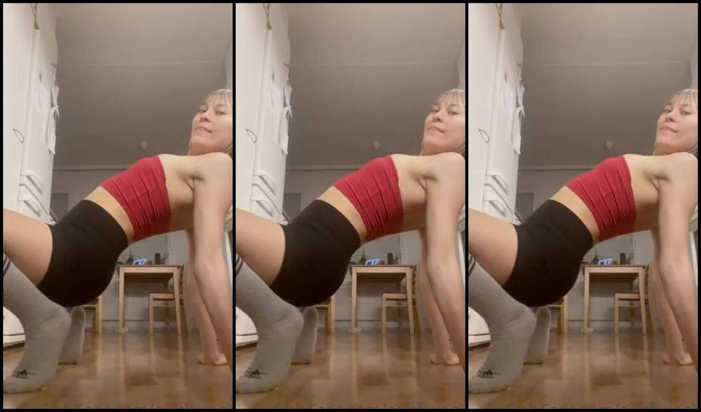 Goddessbast Nicknamed Goddessbastet Onlyfans Ughhhh This Song Bringss Good Asss Memories