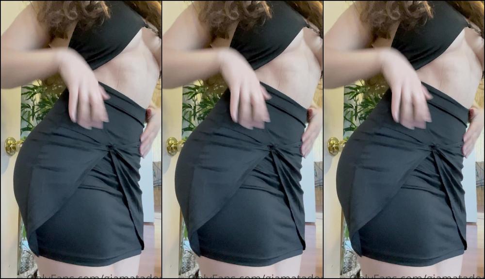 Giamatadora 2278283398 11 18 2021 Thank You For The Beautiful Iamgia Dress The Marks On My Tummy Are From A Waist