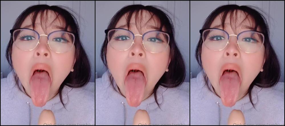 Ambiyah Ahhh Deep Throat Is Hard But For Some Reasons It Really Turn Me On