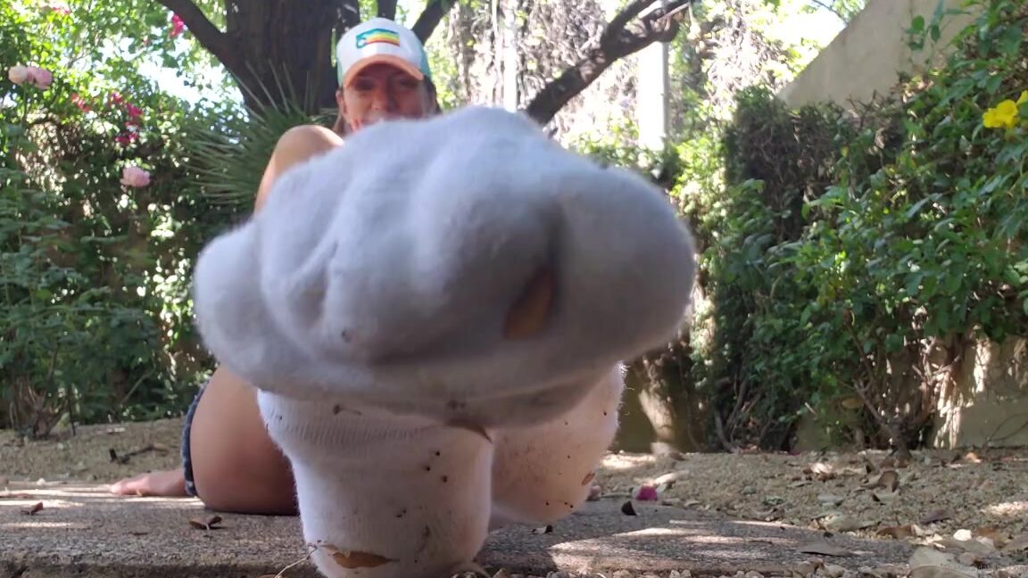 Themikaylamiles Onlyfans Toe Popping And Sexy Dirty Socks In Your Face Baby Sexysocks Dirtysocks Whitesocks Bigfeet Mikp