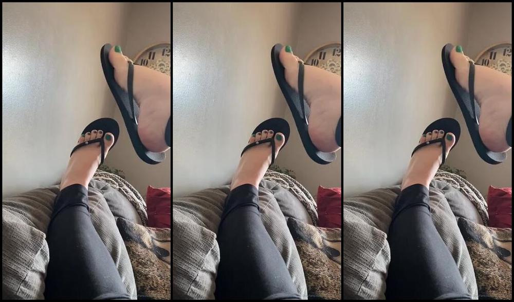 Caroline Aka Feetsiecakes Onlyfans It S Just A Flip Flop Kinda Day
