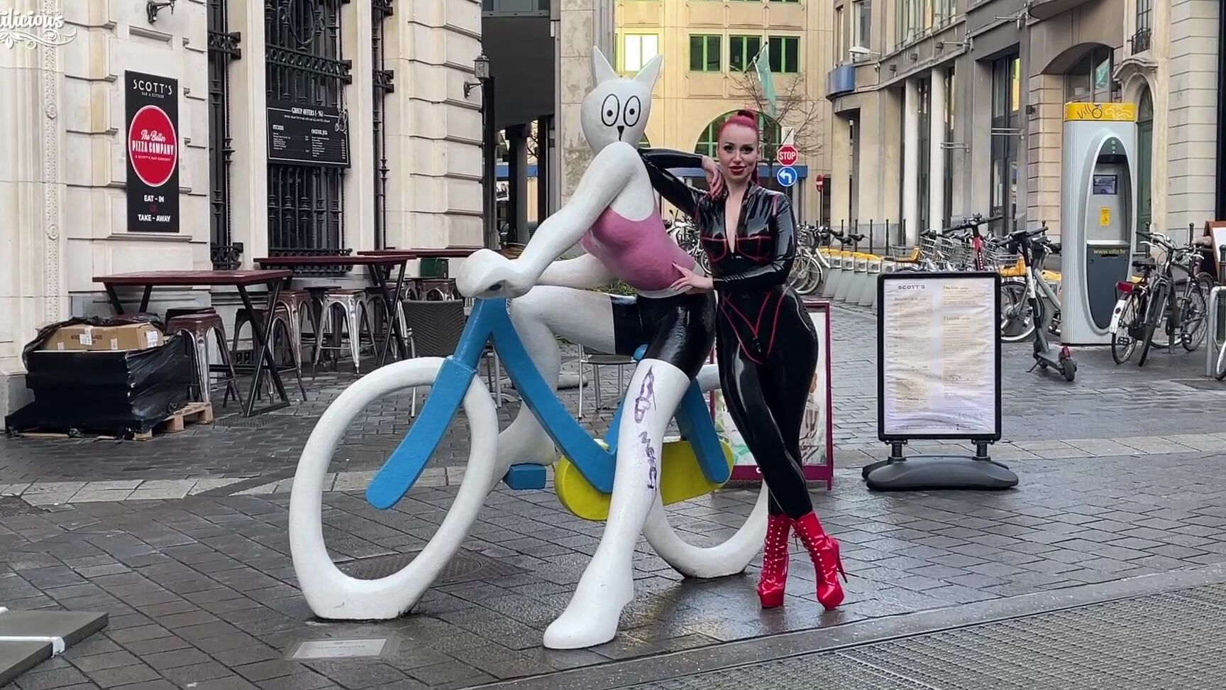 Mfetilicious I Can Already Smell The Weekend Here S Another Bts Video Of My Shoot With Rubbella And