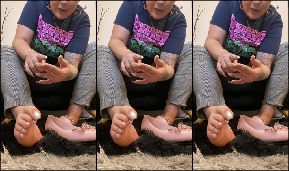 Anushkavelvet Gonna Eat You Giantess Fantasy With Pink Sweaty Flat Pumps One Day A Tiny Got Trappe