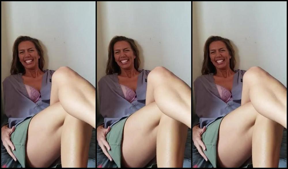 Themikaylamiles Onlyfans Mikayla Gets Tickled By Markers Mikaylamiles Tickle Tickled Bigfeet Amazon Giantess Goddessp