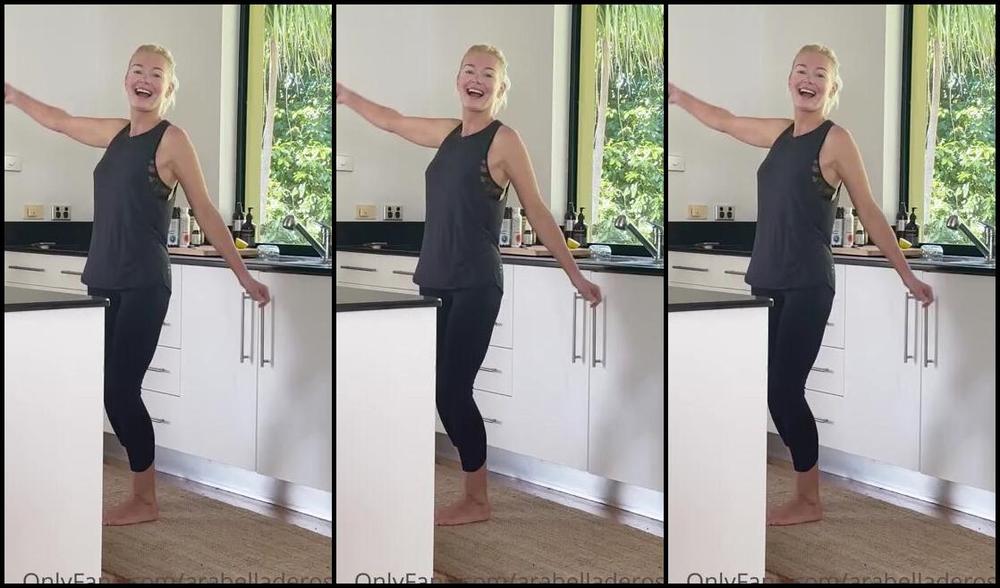 Arabella De Rose Nicknamed Arabelladerose 01 22 2022 Onlyfans Video Why Would You Not Dance And Pull Your Pants Down With Your Morning Vitamins