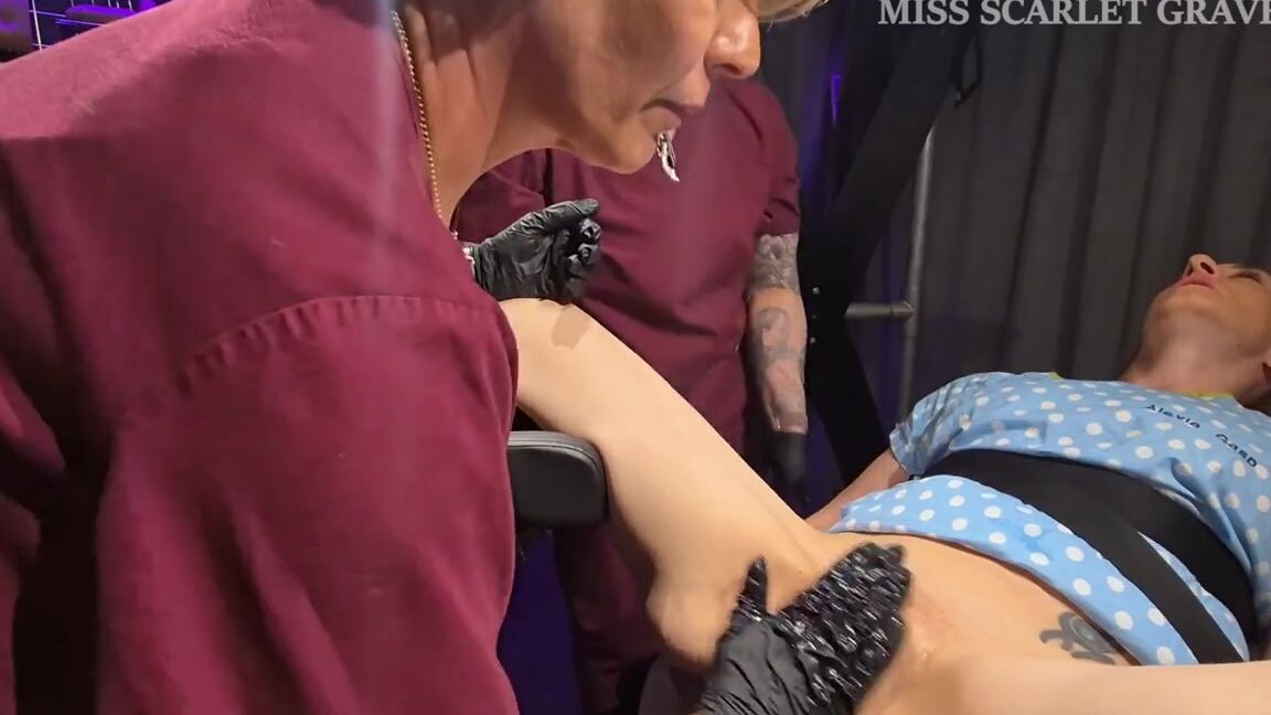 house of graves the alternative therapy clinic series the fisting method Clips4Sale