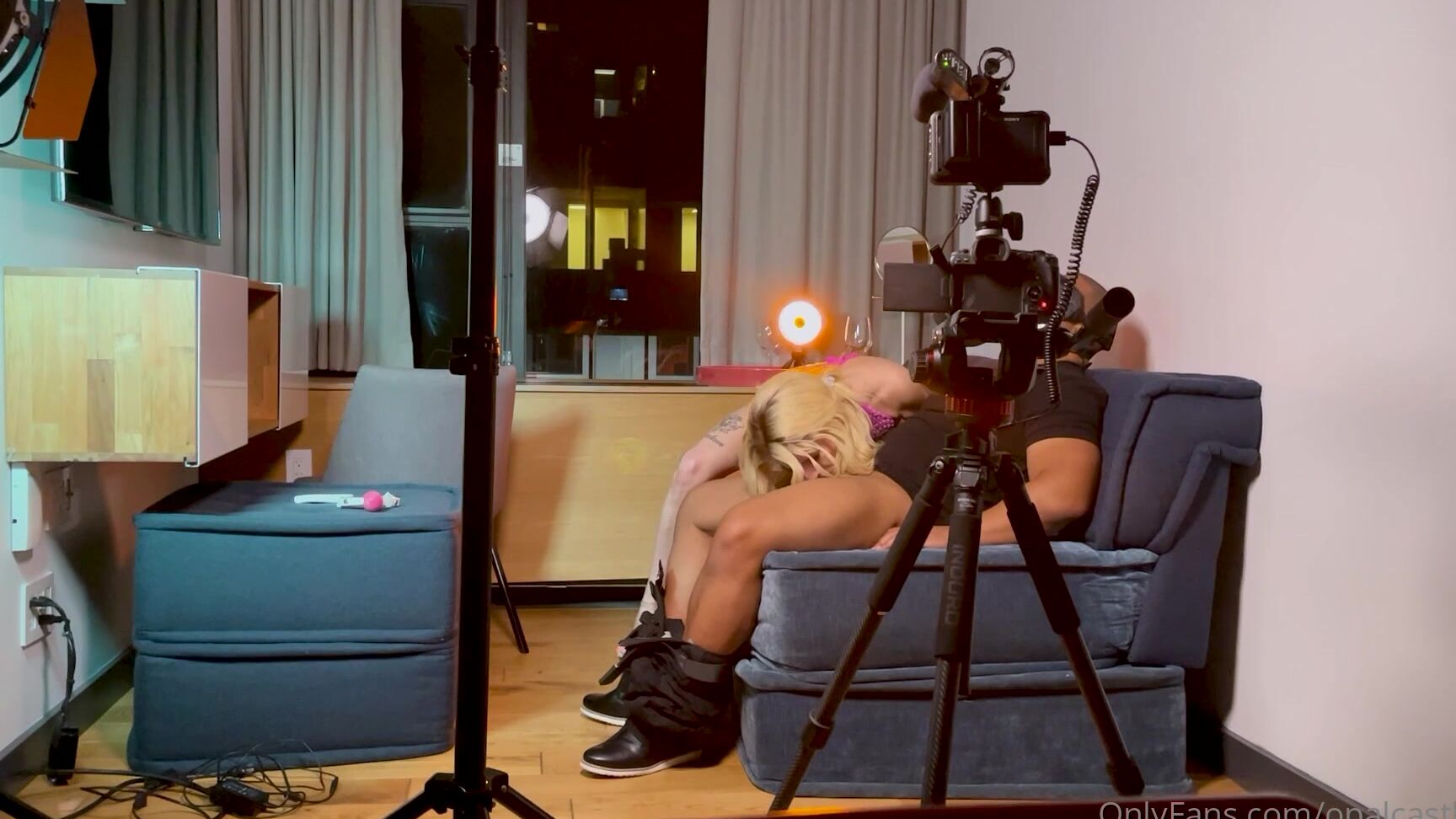 Opalcastlexxx We Went Behind The Scenes For This Week S Vid Watch Me Suck Off Asssergeant On Set And G