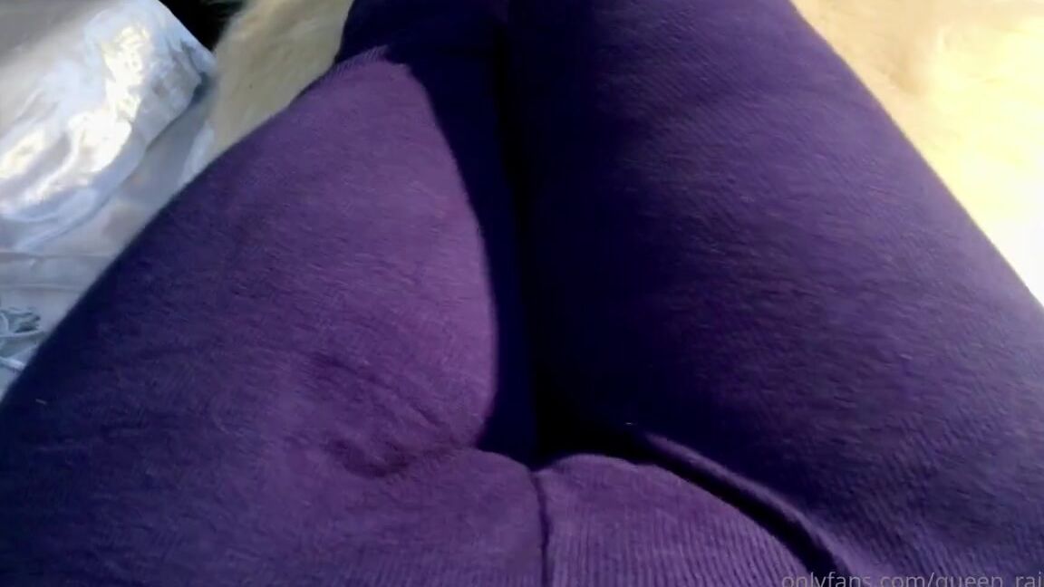 Queen Rainha Onlyfans How Delicious Im Without Panties Go And Lick Go Youre My Dog Google Translator I Speak Port