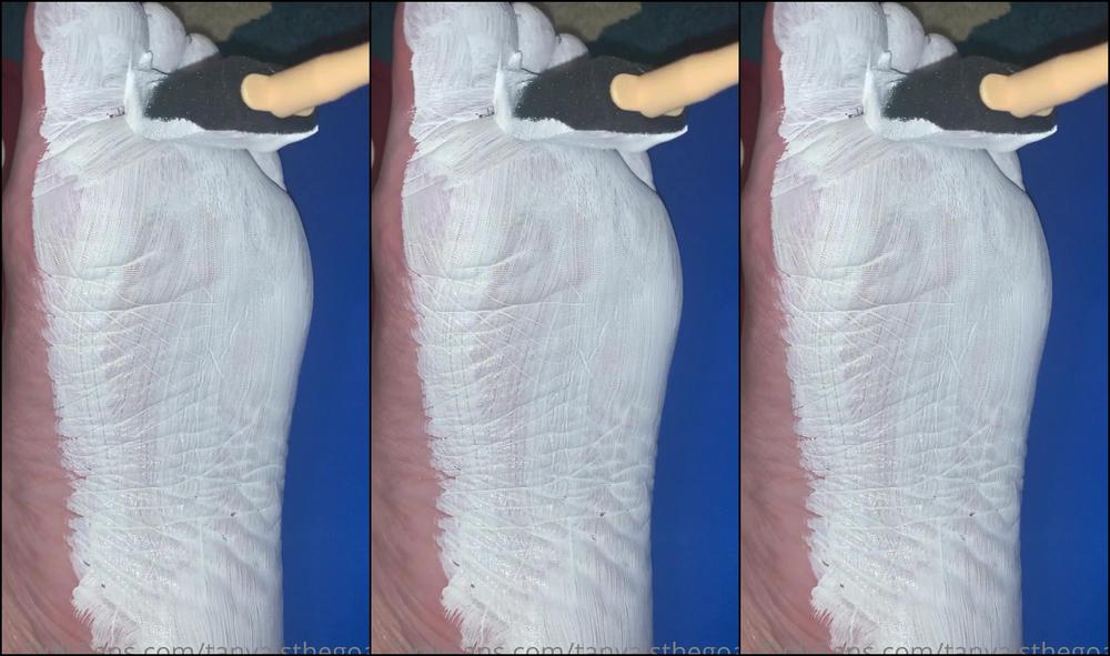 Tanyaisthegoat Getting Ready To Do A Bunch Of Foot Art Work This Was Practice Fun