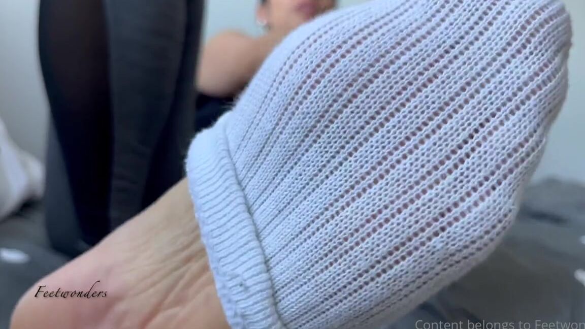 Feetwonders Onlyfans Camel Toe And Sweat I Have Something To Tell You I Almost Had An Orgasm At The Gym I Describe Yqp