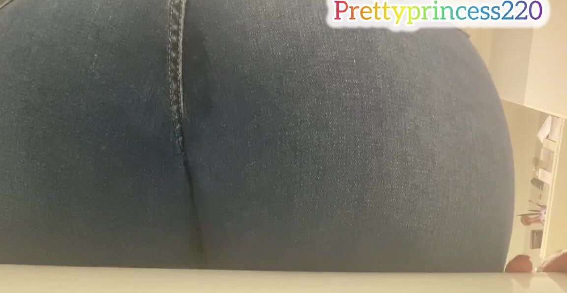 Prettyprincess220 05 10 2025 Onlyfans Video Open Your Mouth Wide Because Many Farts Are Coming In Your Mouth Enjoy Each One Of