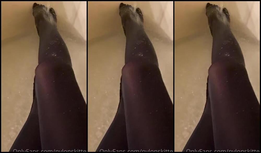 Nylonskitten Nicknamed Nylonskitten 10 29 2020 Onlyfans Video And Short Vid Clip In The Bath Music Wander Musician Iksonmusic