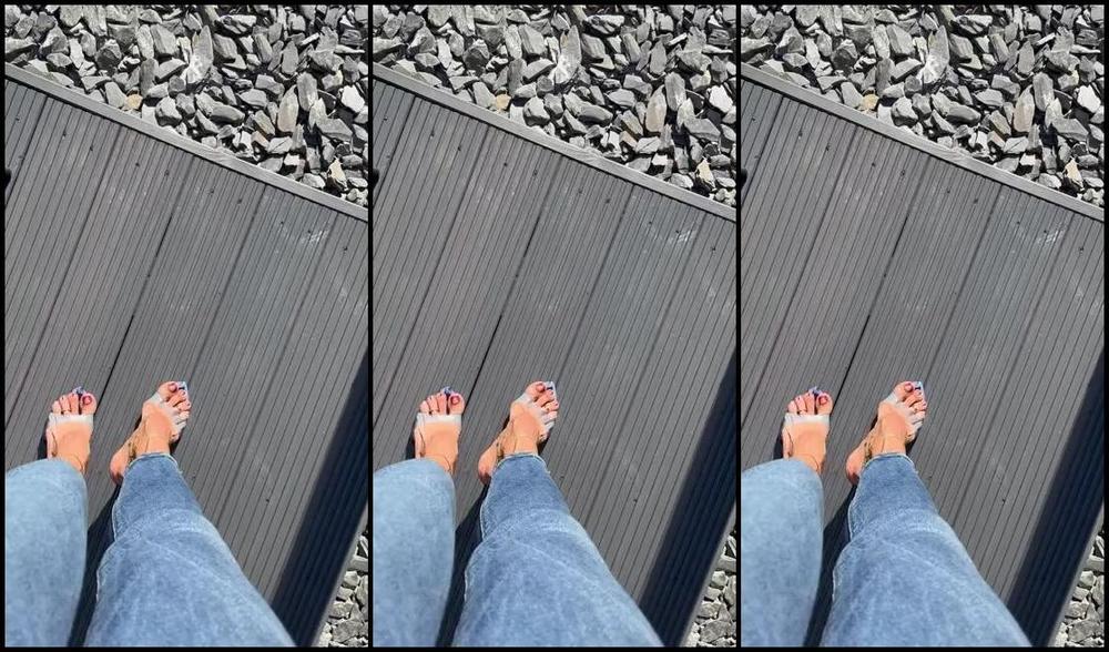 Heels Of Mine Nicknamed Heelsofmine 08 16 2023 Onlyfans Video My New Mules And Jeans