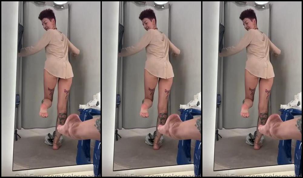 Solesmad Fetish Queen Aka Solesmadvip Onlyfans Today Spending The Day In The Center Of Madrid Shopping Do You Like How The Dress And The Blac