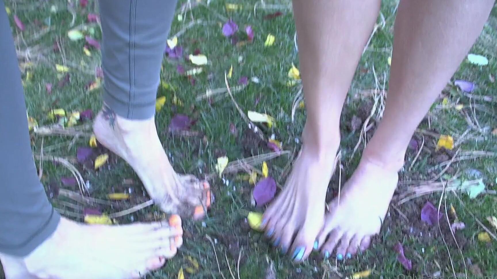 Loracr Ss Me And My Friend Mars Foxxx Get Our Feet Real Dirty And Then Give Each Other A Little Foot