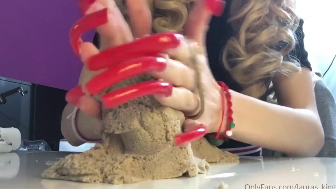 Lalalaura Nicknamed Lauras Kingdom 05 09 2022 Onlyfans Video Christinas Kinetic Sand 1 Part 1 Christina Simone Is Back Looking Sexier Than Ever Her Hair V