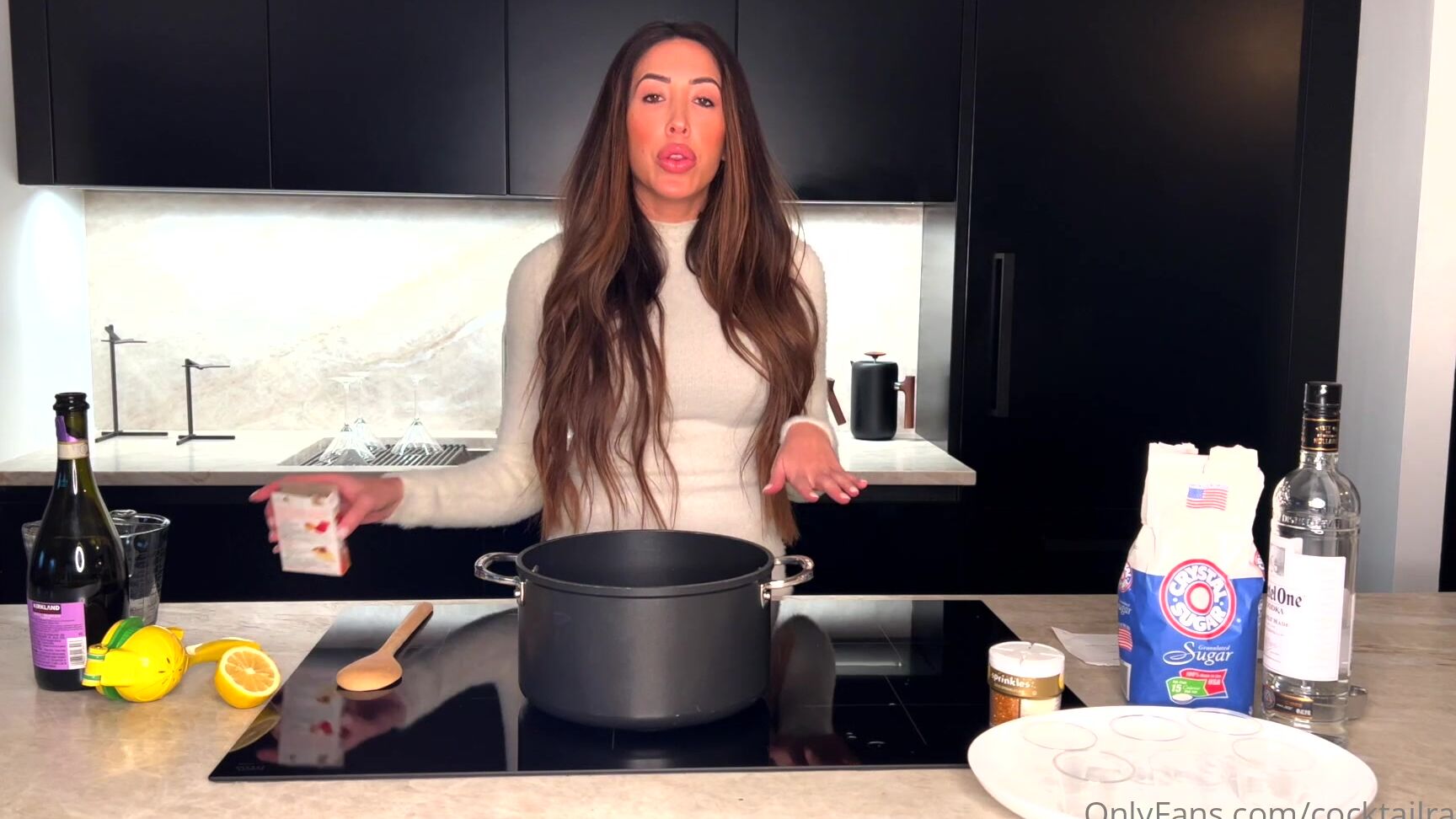 Cocktailratings Not Your Average Jell O Shot After Bringing In The New Year I Was Left With Lots Of Bubbl