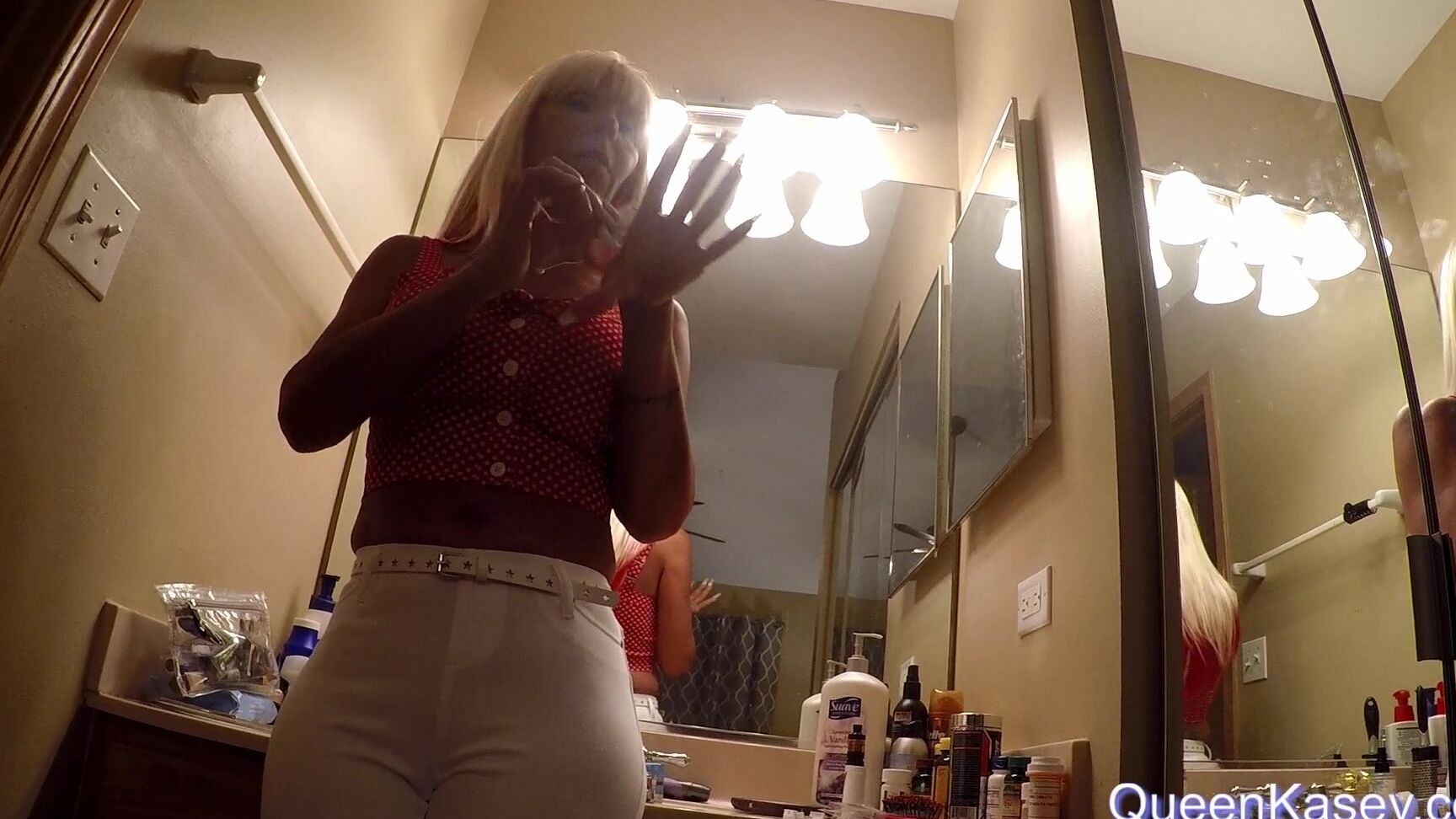 Realqueenkasey Broke Slaves Get Pimped