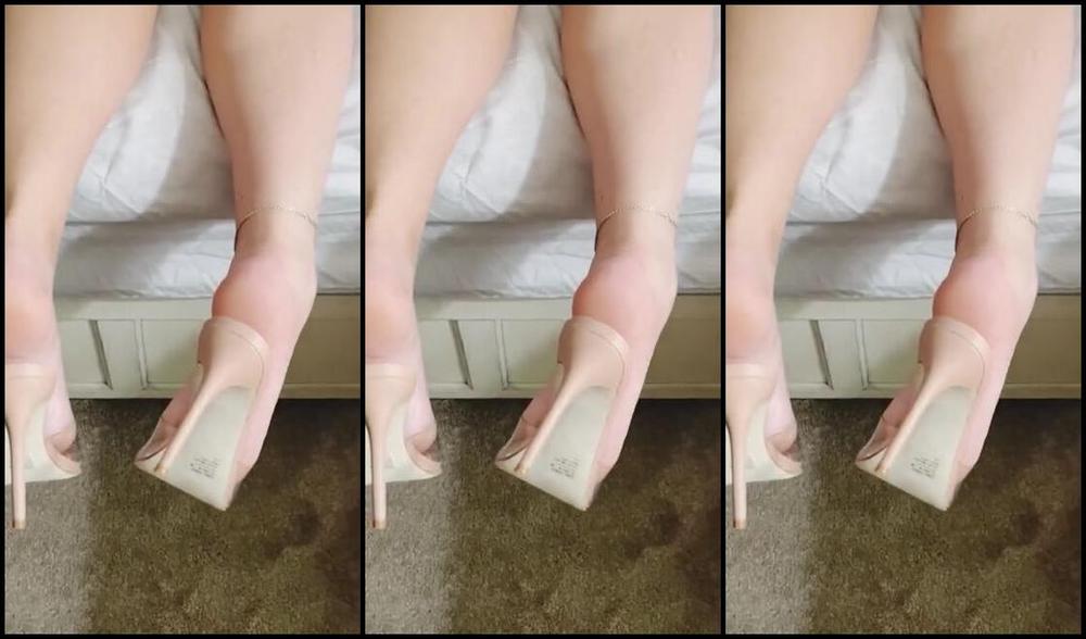 Kate Dangle Nicknamed Katedangle 10 14 2023 Onlyfans Video Begging Him To Dump His Load On My Toes Hope You Enjoy This Longer Clip