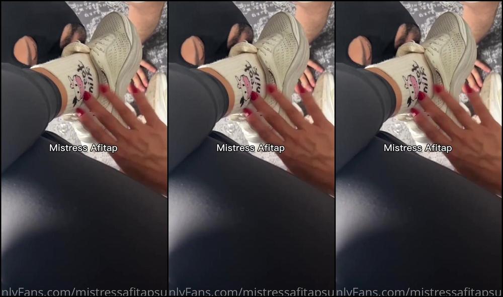 Mistressafitapsultan Klasik Spor Orap Manya Bir K Pek I Te Malko