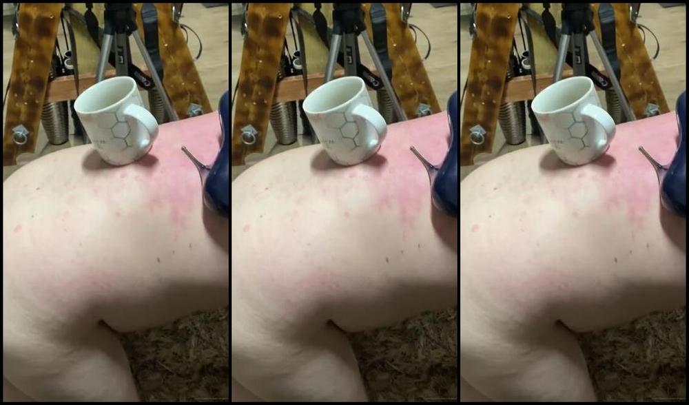 Ladydarkangeluk Onlyfans Coffee Break In The Trampling Session This Morning