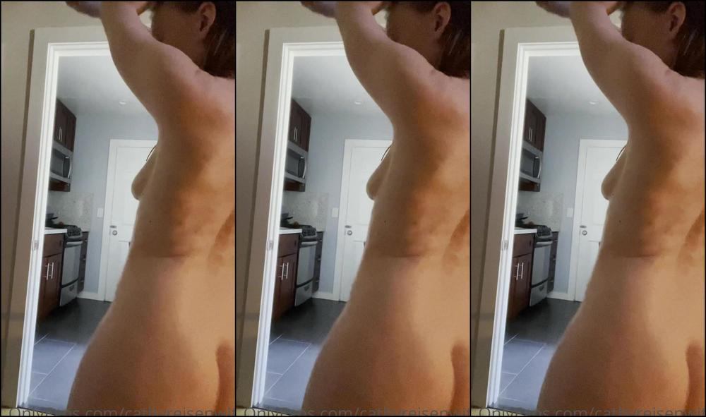 Cathyreisenwitz 2026264163 02 07 2021 Pre Hump Dance Party