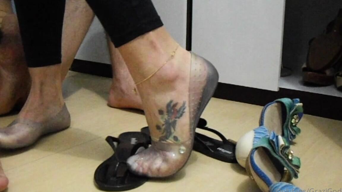 Grazigoddess Footjob Old But Good
