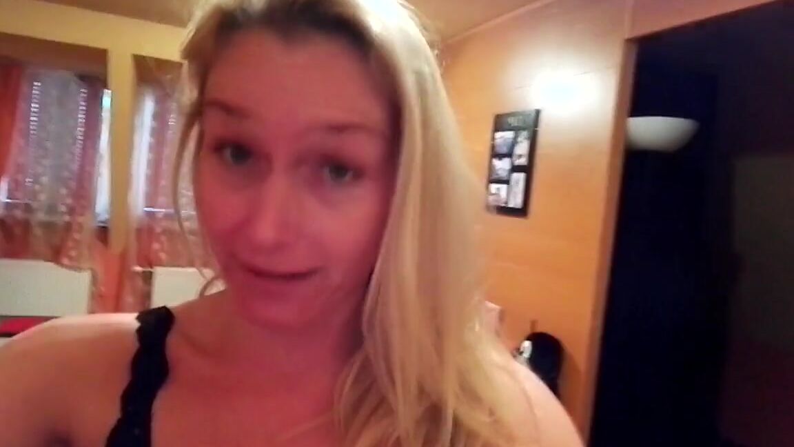 Kathianobilixx Findom 03 23 2017 Onlyfans Video Morning Darlings Im Getting Readyfor My Trip To Czech