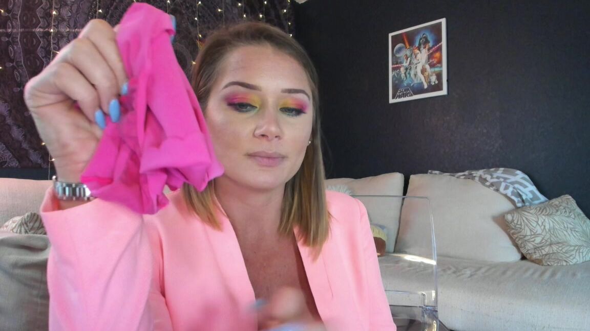 Lauranvickers Im The Boss