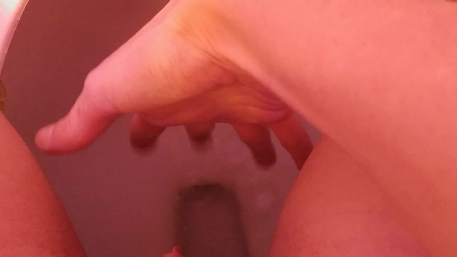 Kinkykatlive Pee Compilation