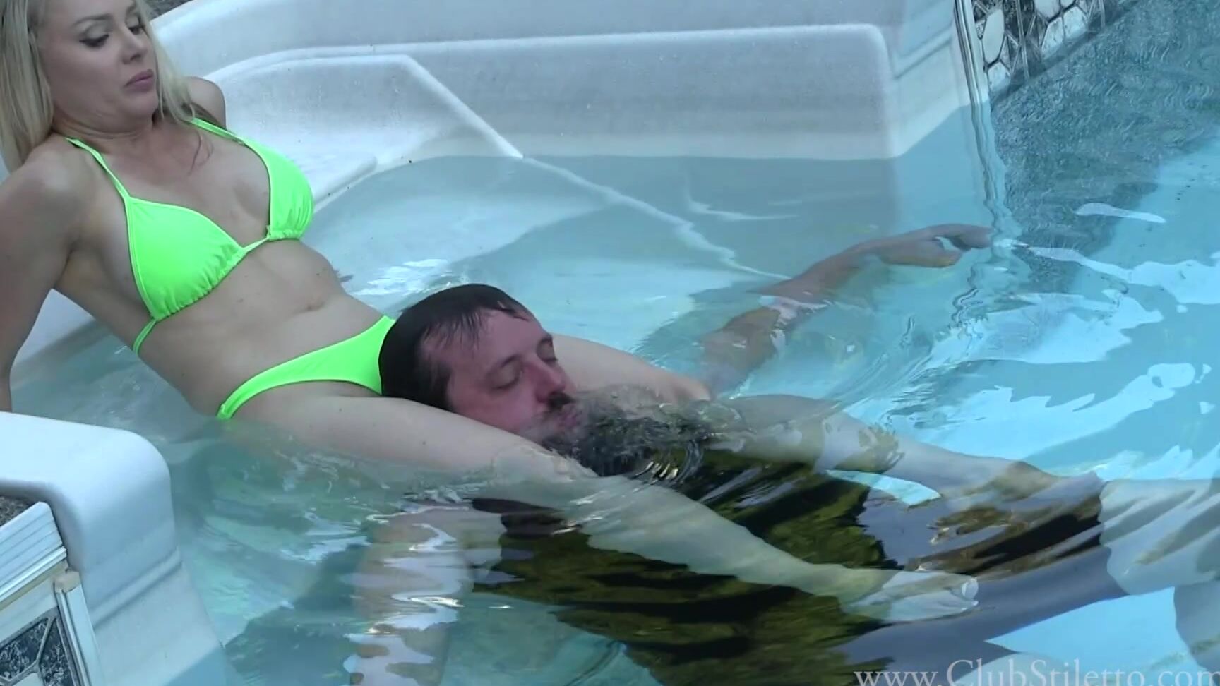 Club Stiletto - Miss Madison Hes No Match For My Legs ClubStiletto