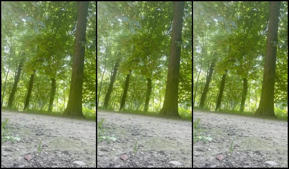 Goddessgaelle Nicknamed Badgaelle Onlyfans Vido Je Frotte Mes Pieds Nus Par Terre Au Parc Tu Dois Nettoyer Jusqu La Dernire Poussire